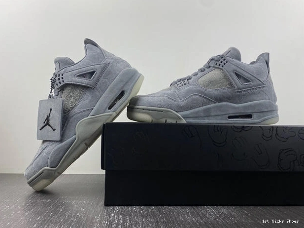 1st Kicks 4 Retro Trendy Jordan Kaws 930155- 3864 1025